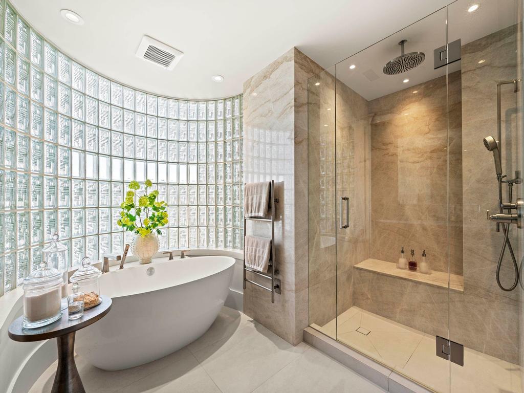 Listing Image for R3090917