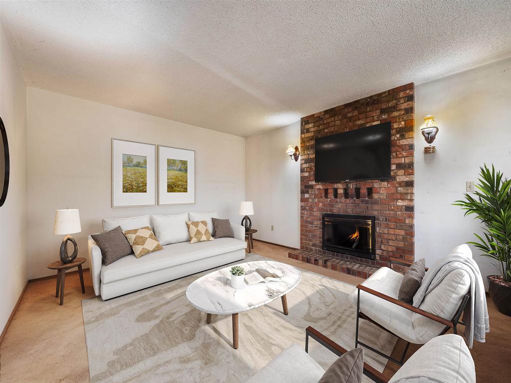 Listing Image for R3090918
