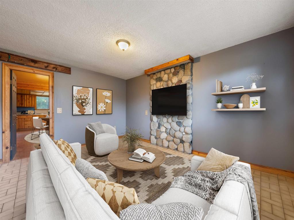 Listing Image for R3090918