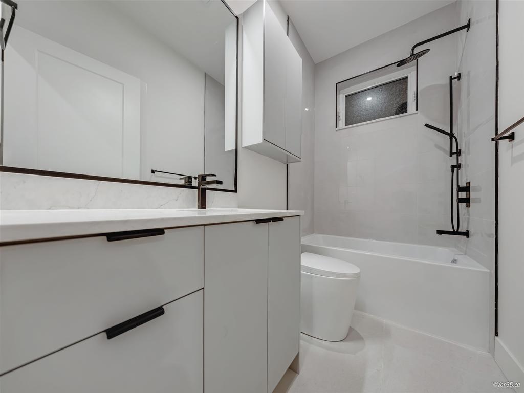 Listing Image for R3090933