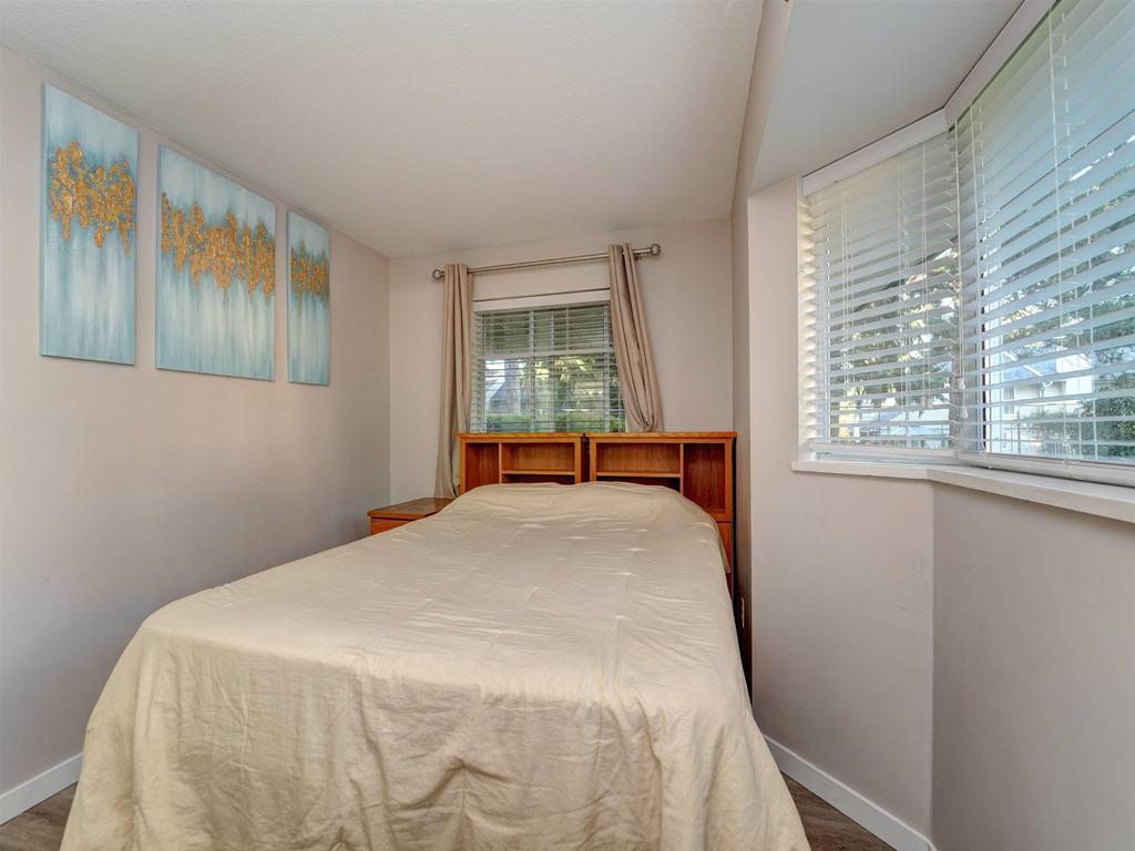 Listing Image for R3090935