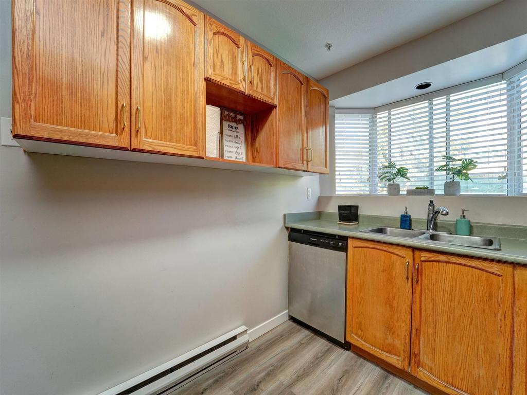 Listing Image for R3090935