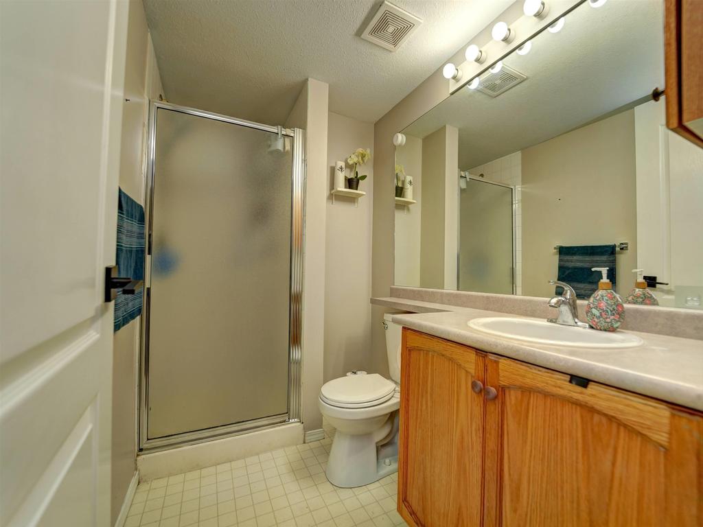 Listing Image for R3090935