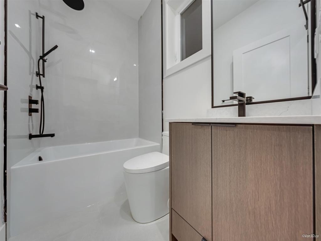 Listing Image for R3090946