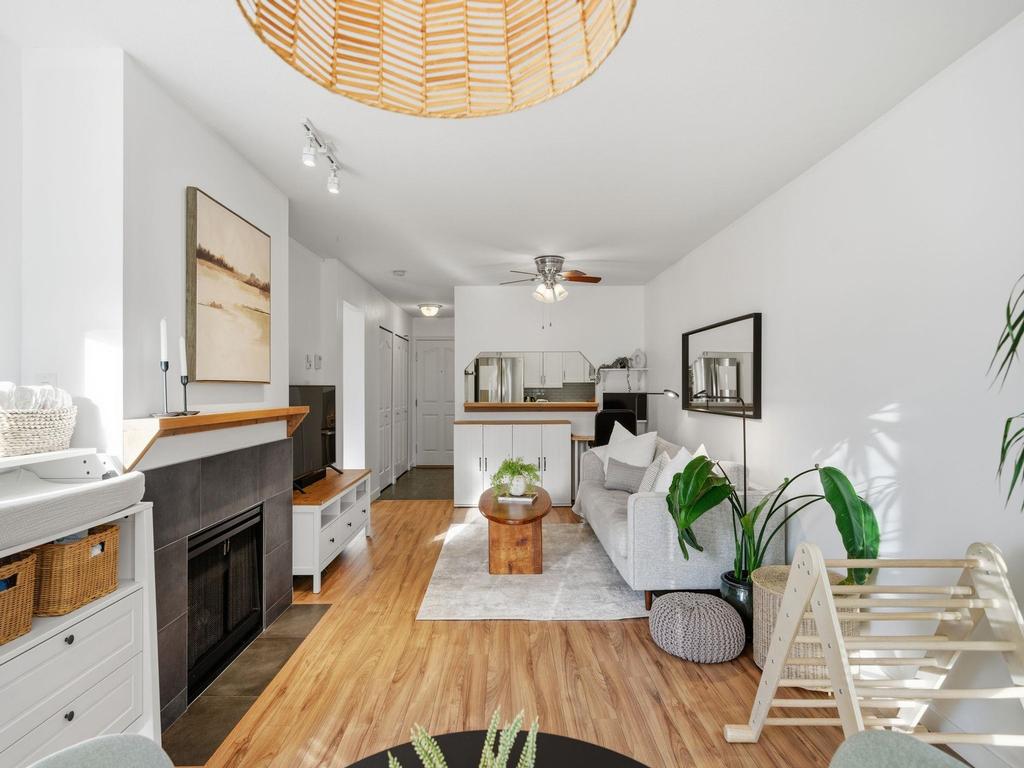 Listing Image for R3090951