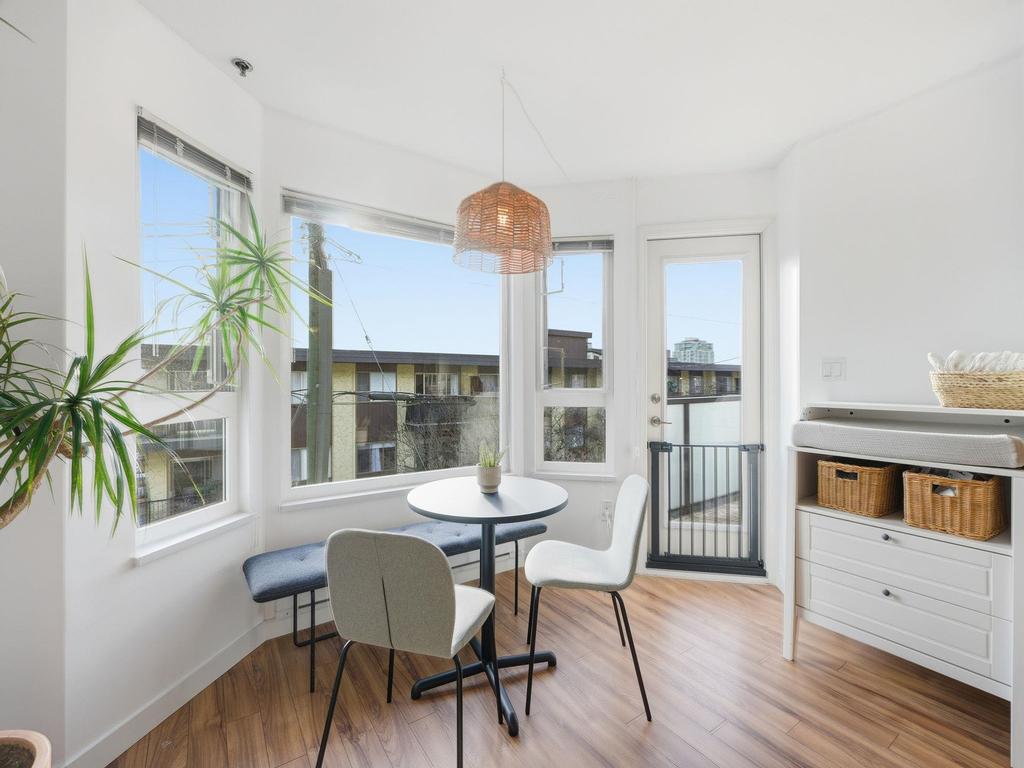 Listing Image for R3090951