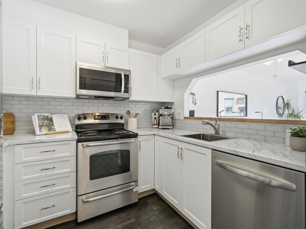 Listing Image for R3090951