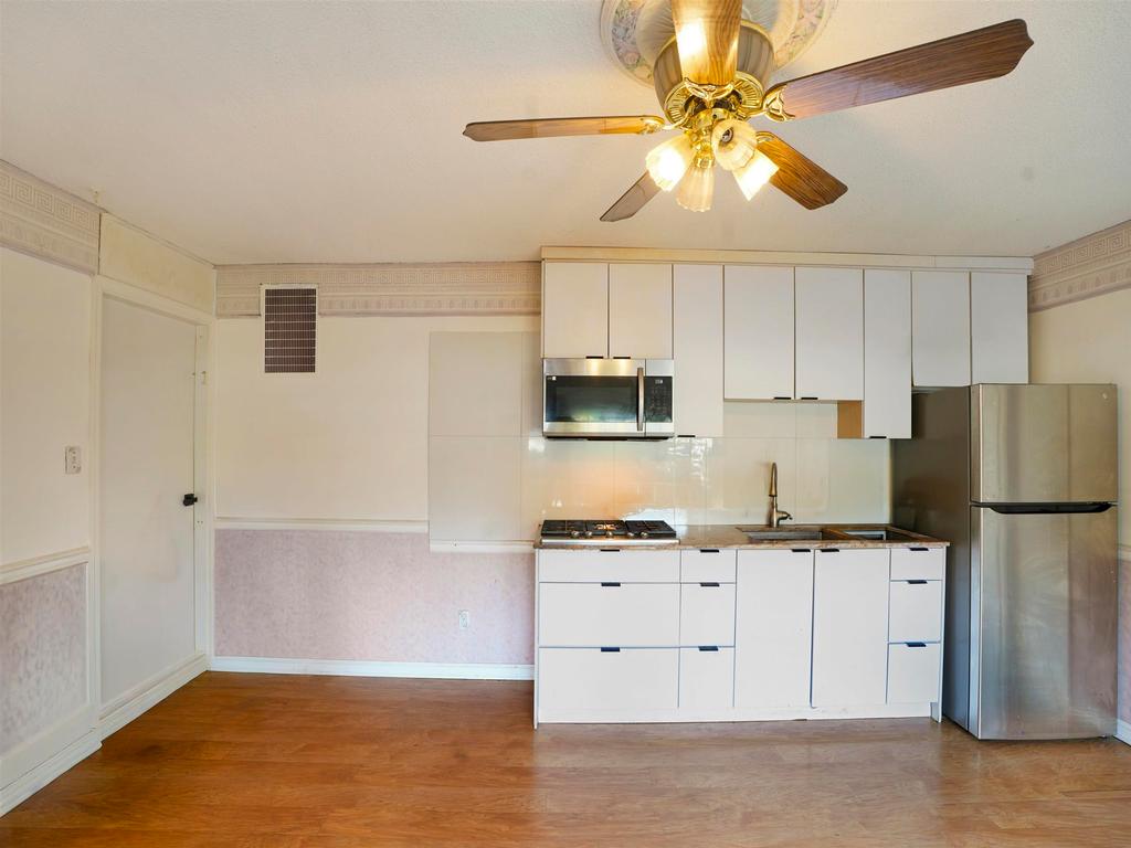 Listing Image for R3090953