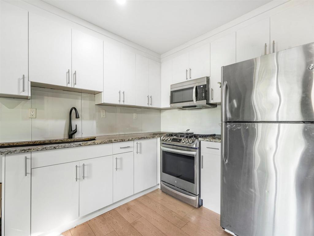 Listing Image for R3090953