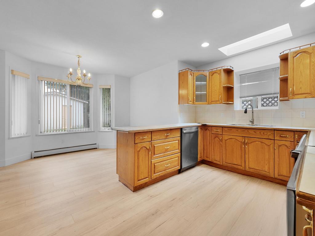 Listing Image for R3090963