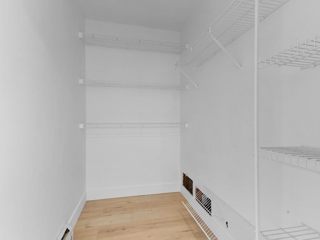 Listing Image for R3090963