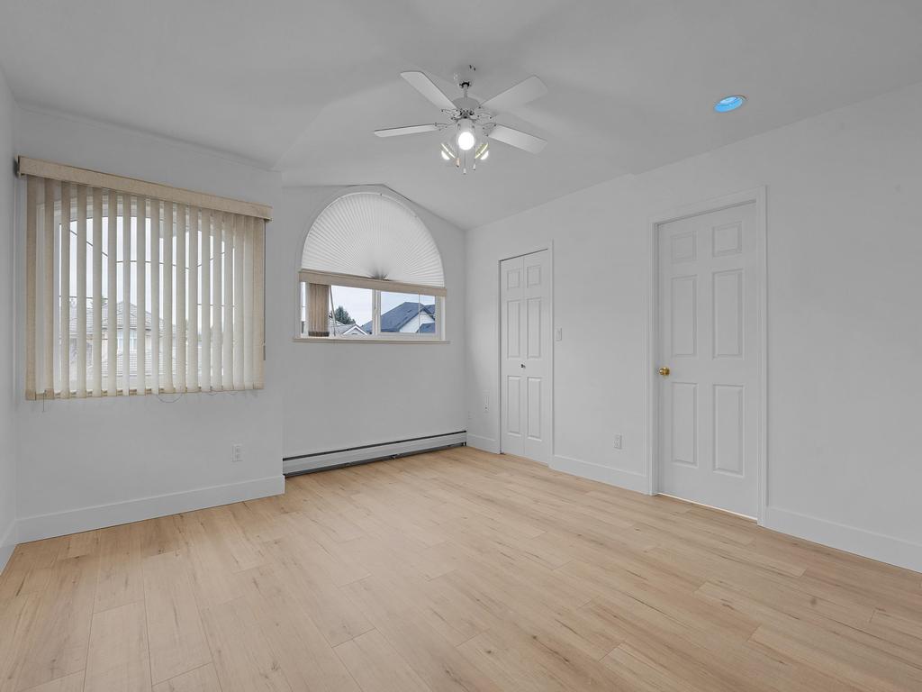 Listing Image for R3090963