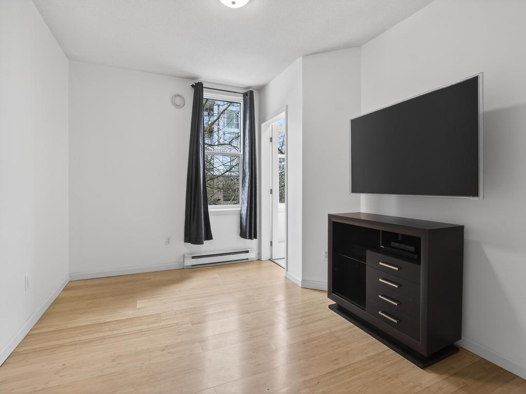 Listing Image for R3090977