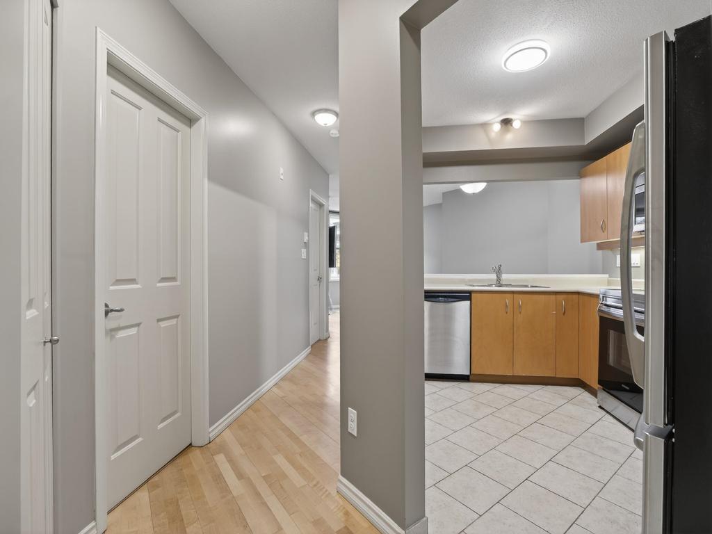 Listing Image for R3090977