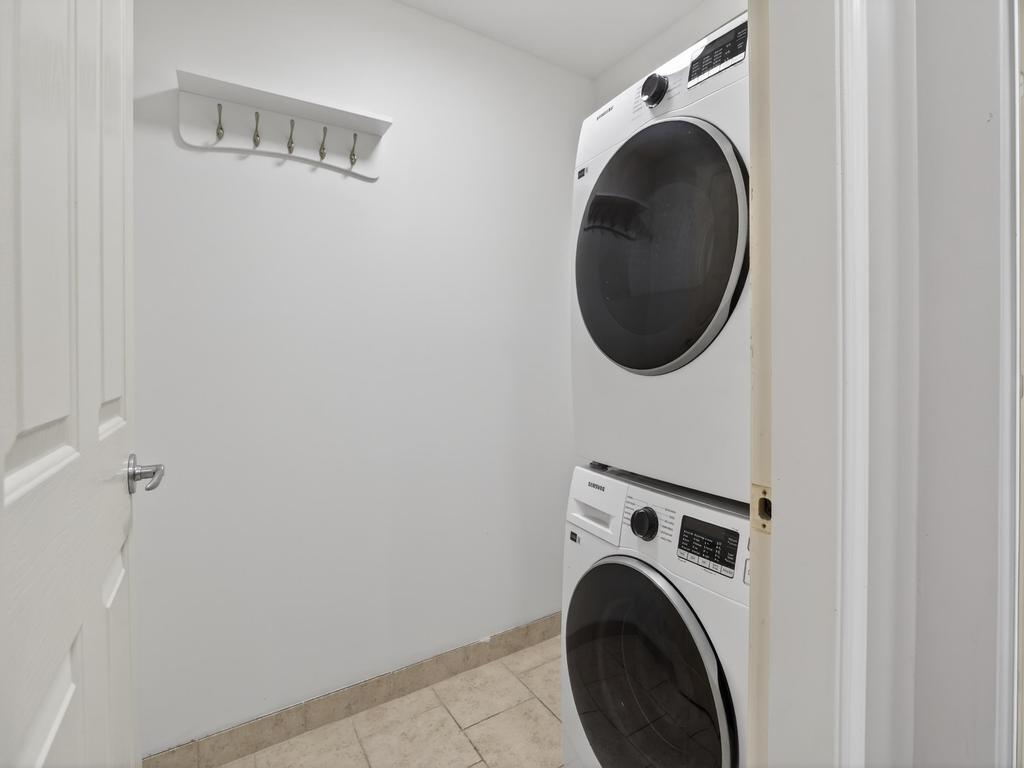 Listing Image for R3090977