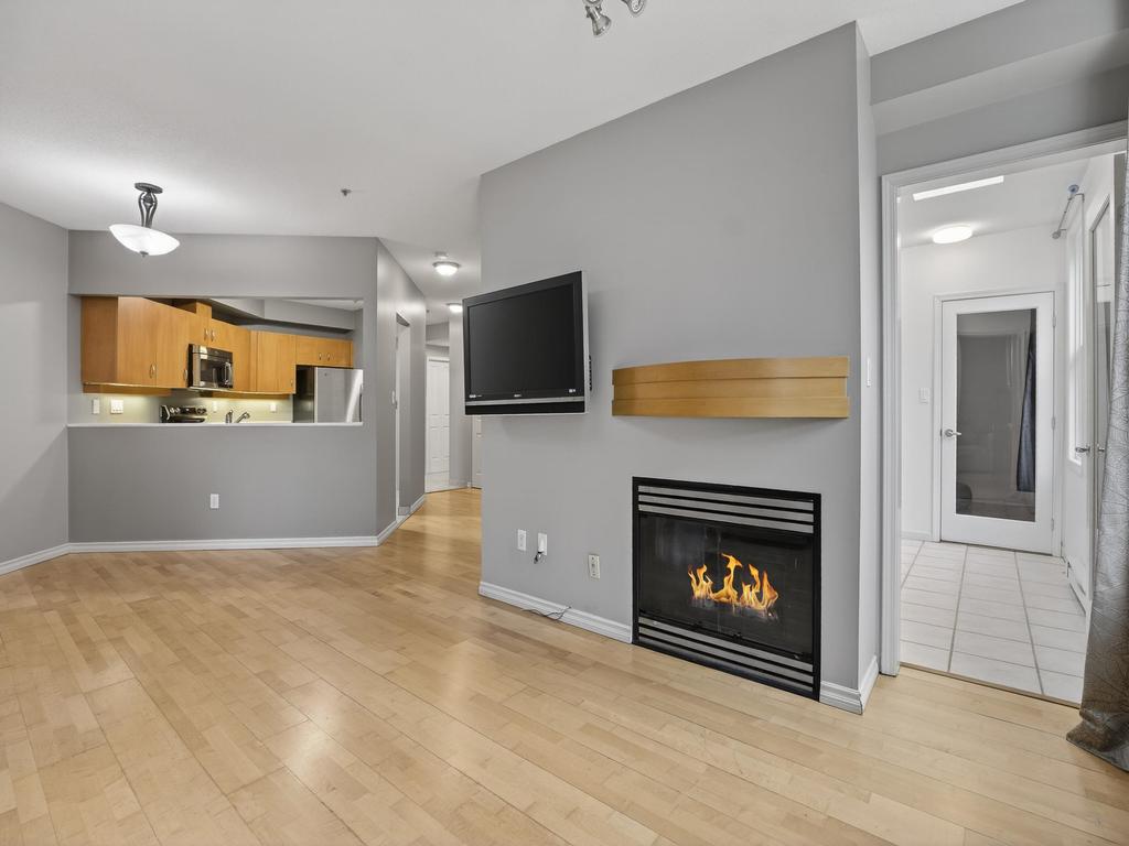 Listing Image for R3090977