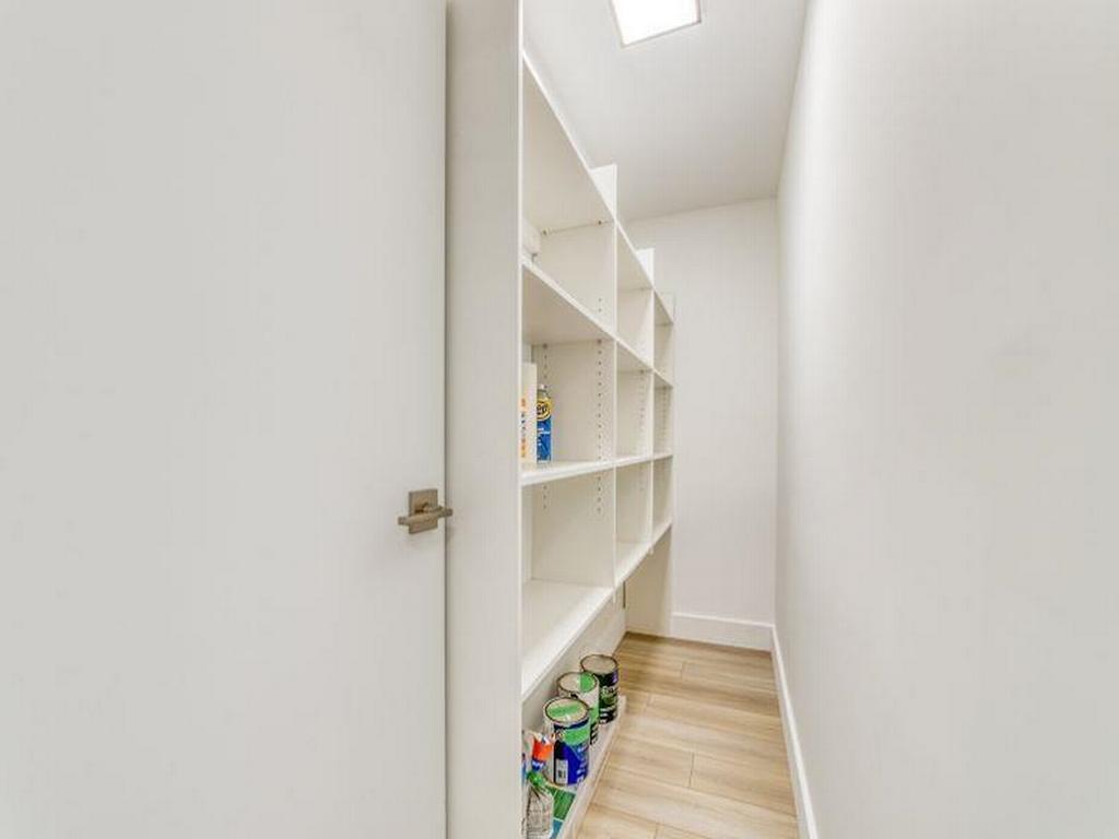 Listing Image for R3091002