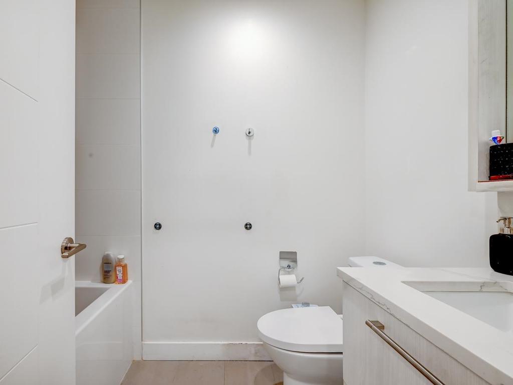 Listing Image for R3091058