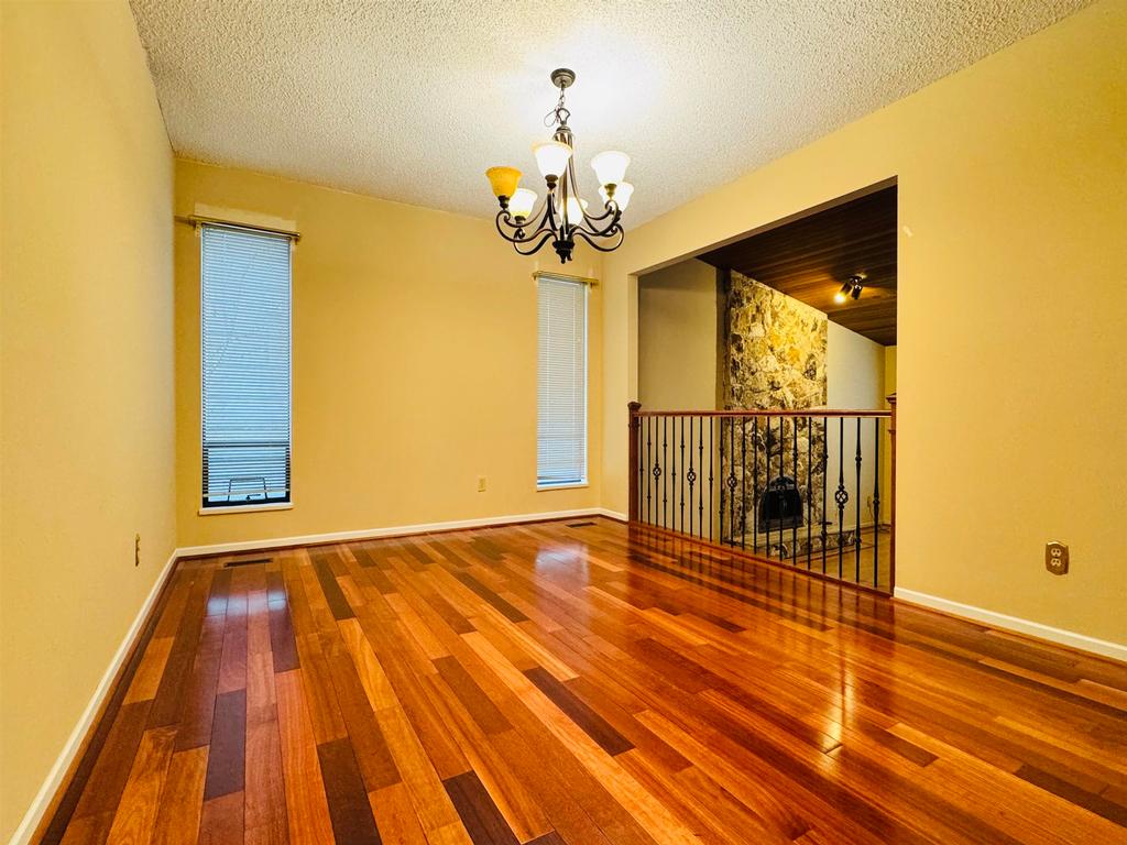 Listing Image for R3091088