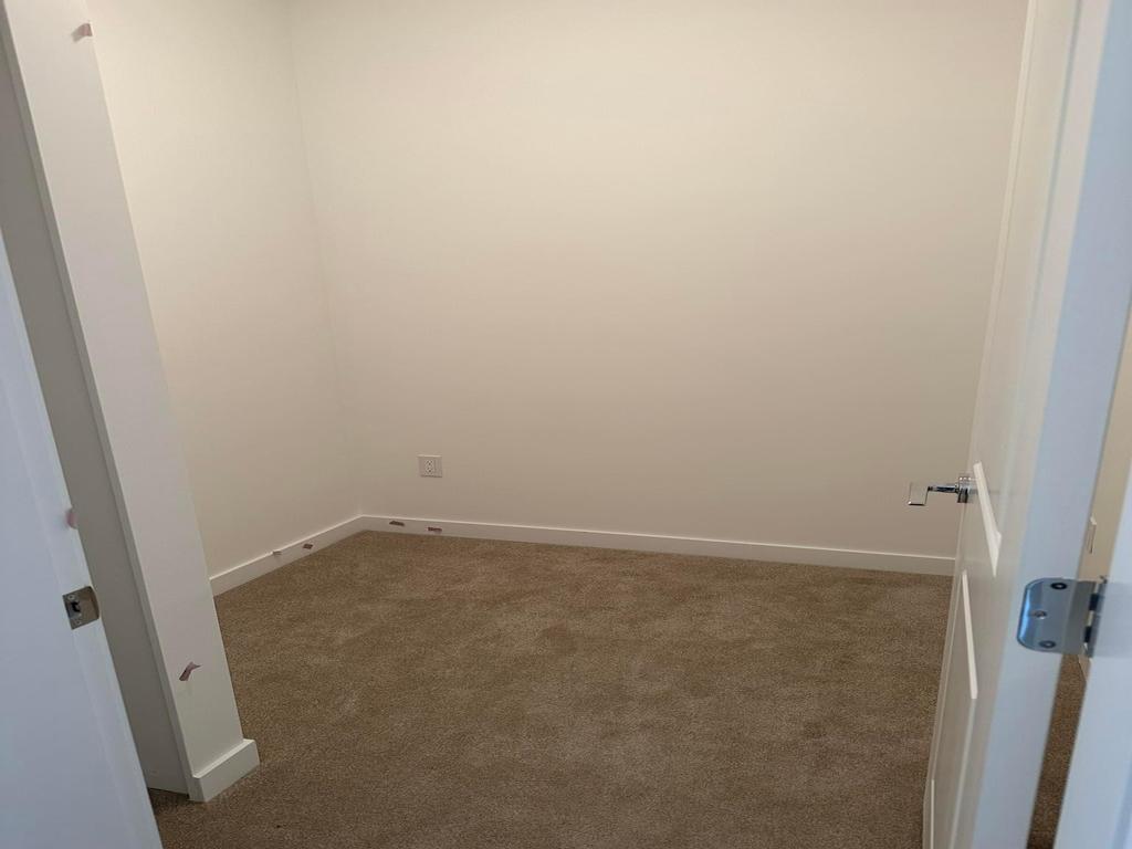 Listing Image for R3091135