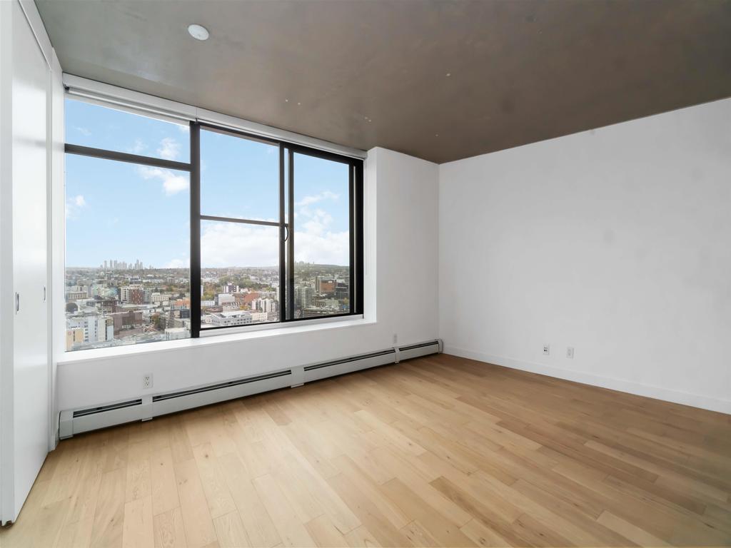 Listing Image for R3091597