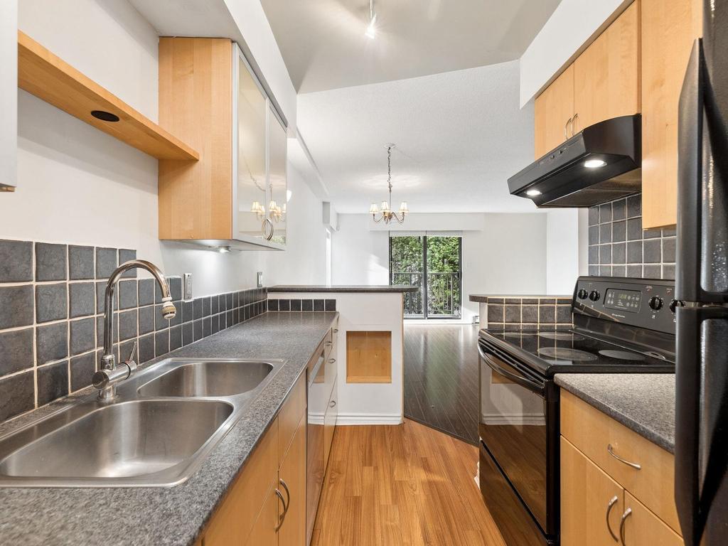 Listing Image for R3092002