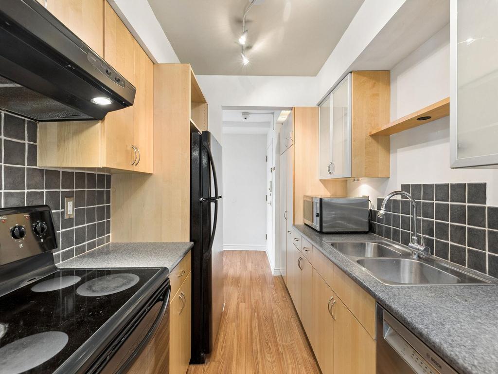 Listing Image for R3092002