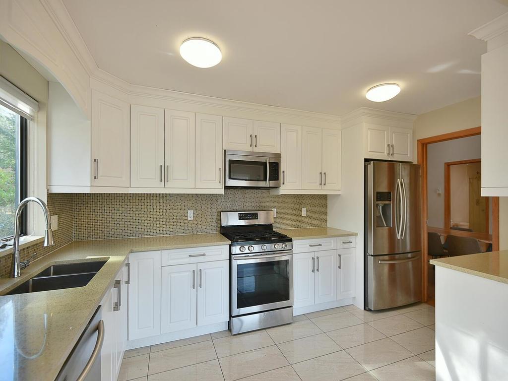 Listing Image for R3092006