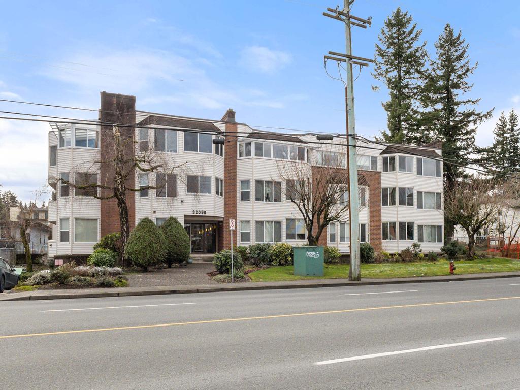 Listing Image for R3092036