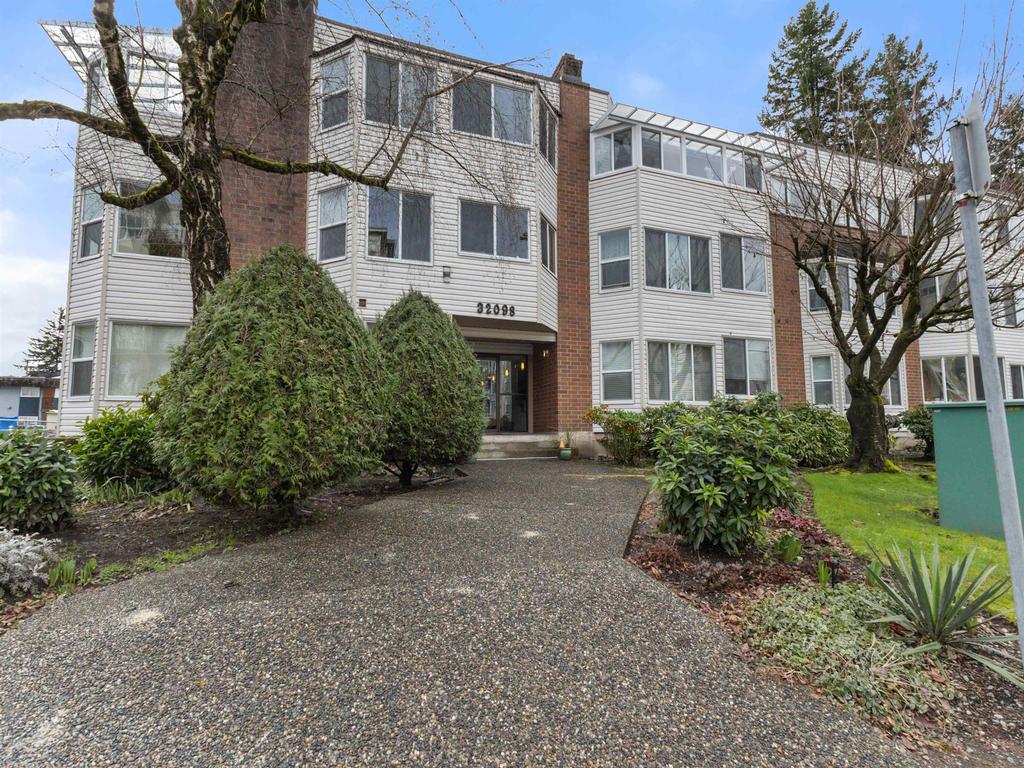 Listing Image for R3092036