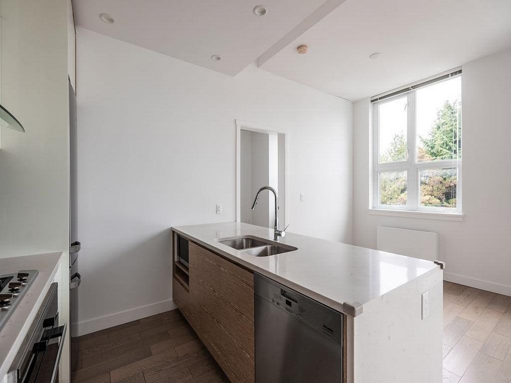 Listing Image for R3092040