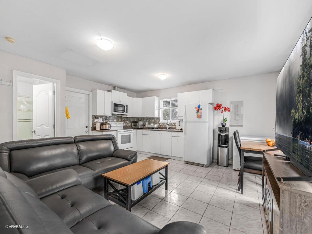 Listing Image for R3092106