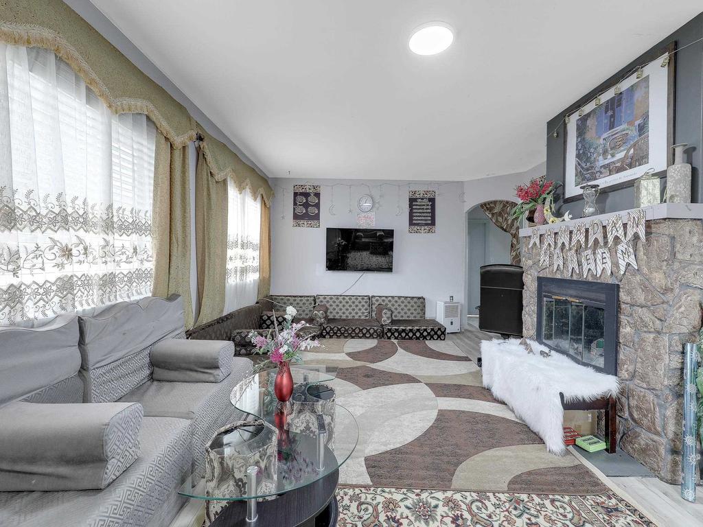 Listing Image for R3092316