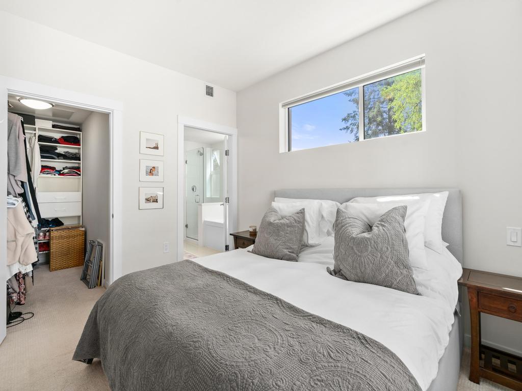 Listing Image for R3092342