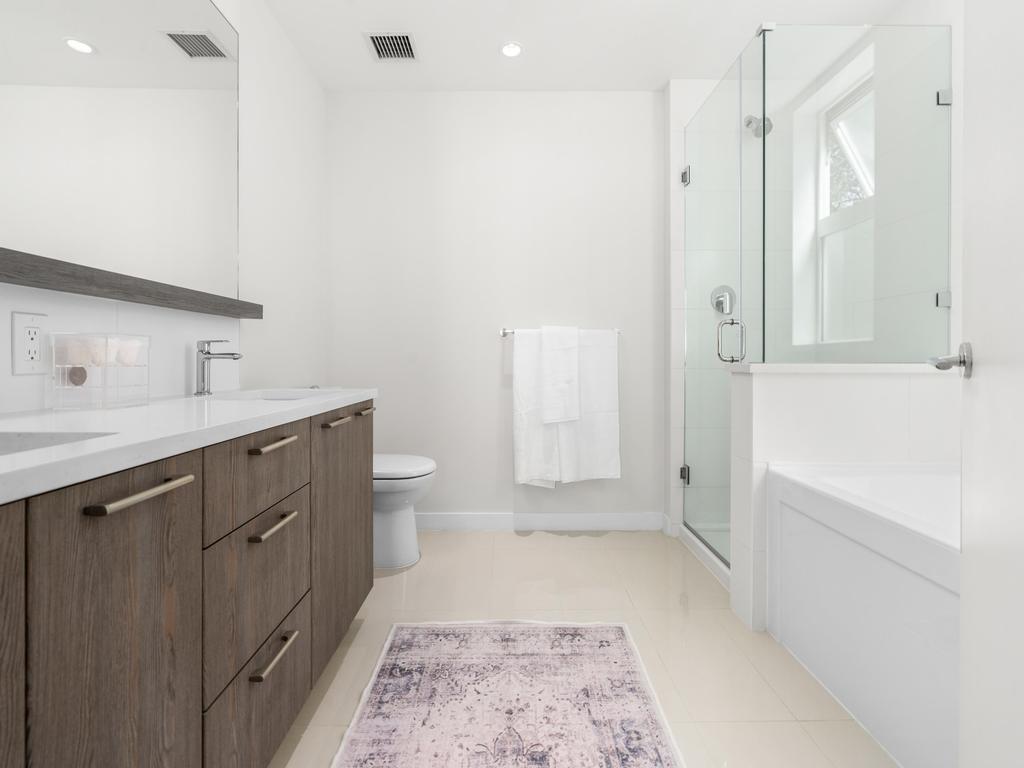 Listing Image for R3092342