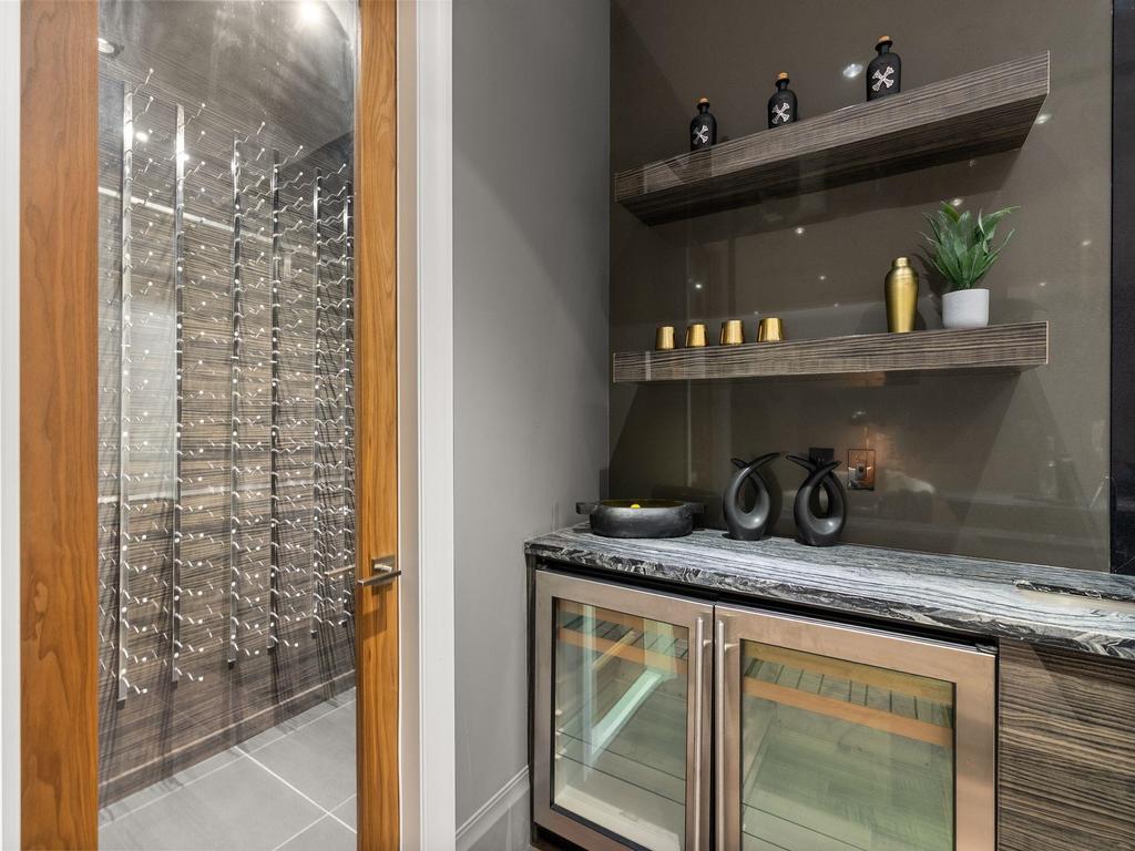 Listing Image for R3092419