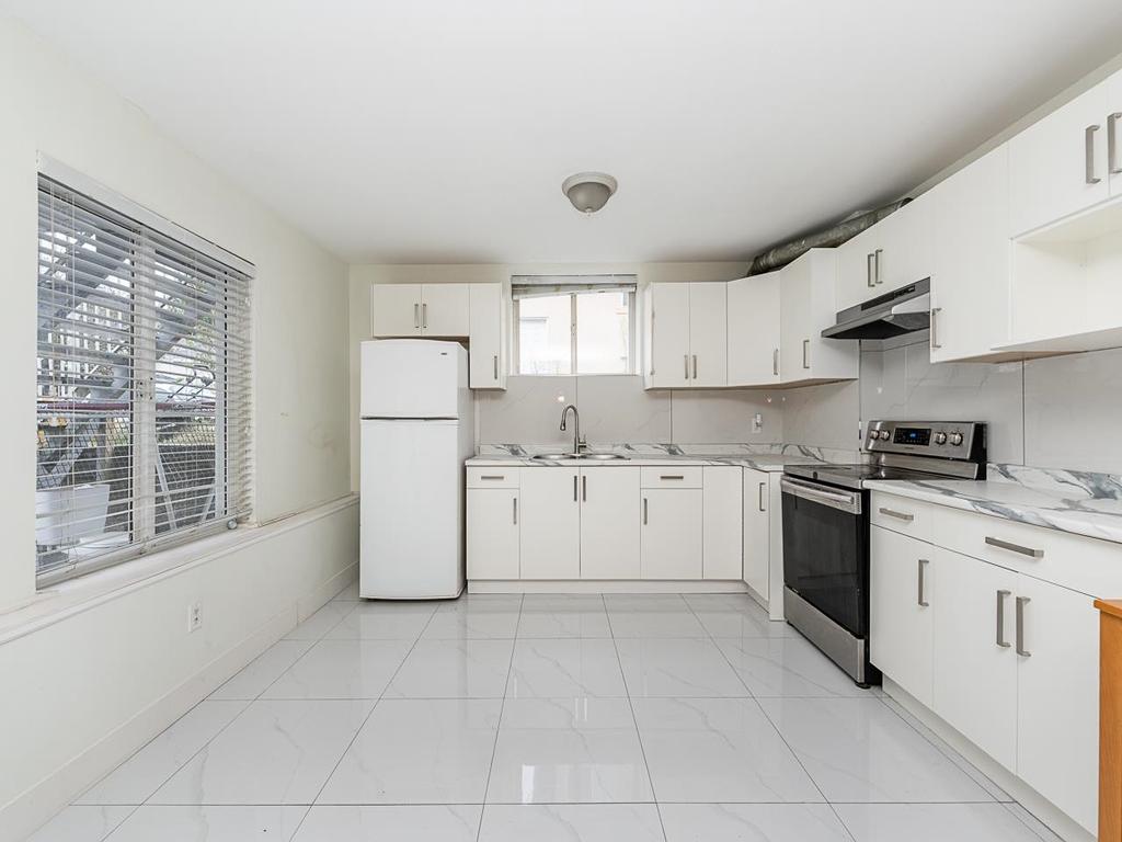 Listing Image for R3092479