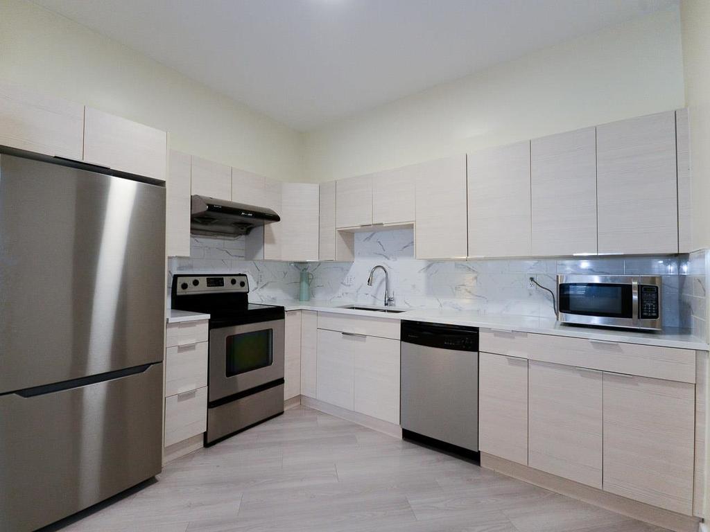 Listing Image for R3092494