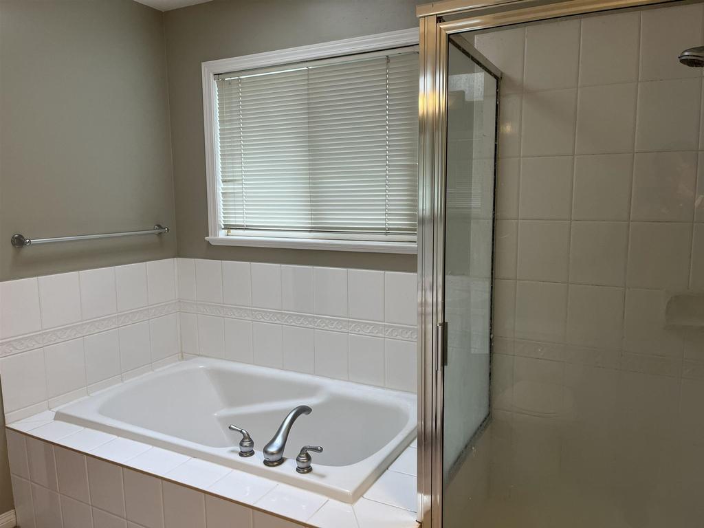 Listing Image for R3092498