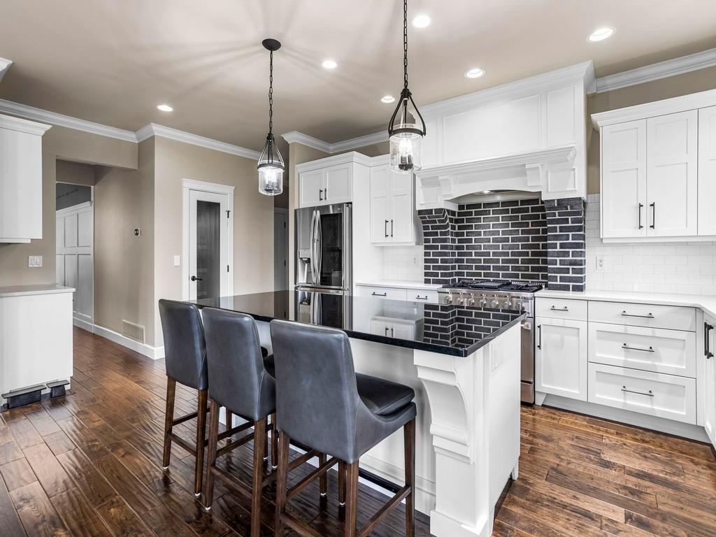 Listing Image for R3092505