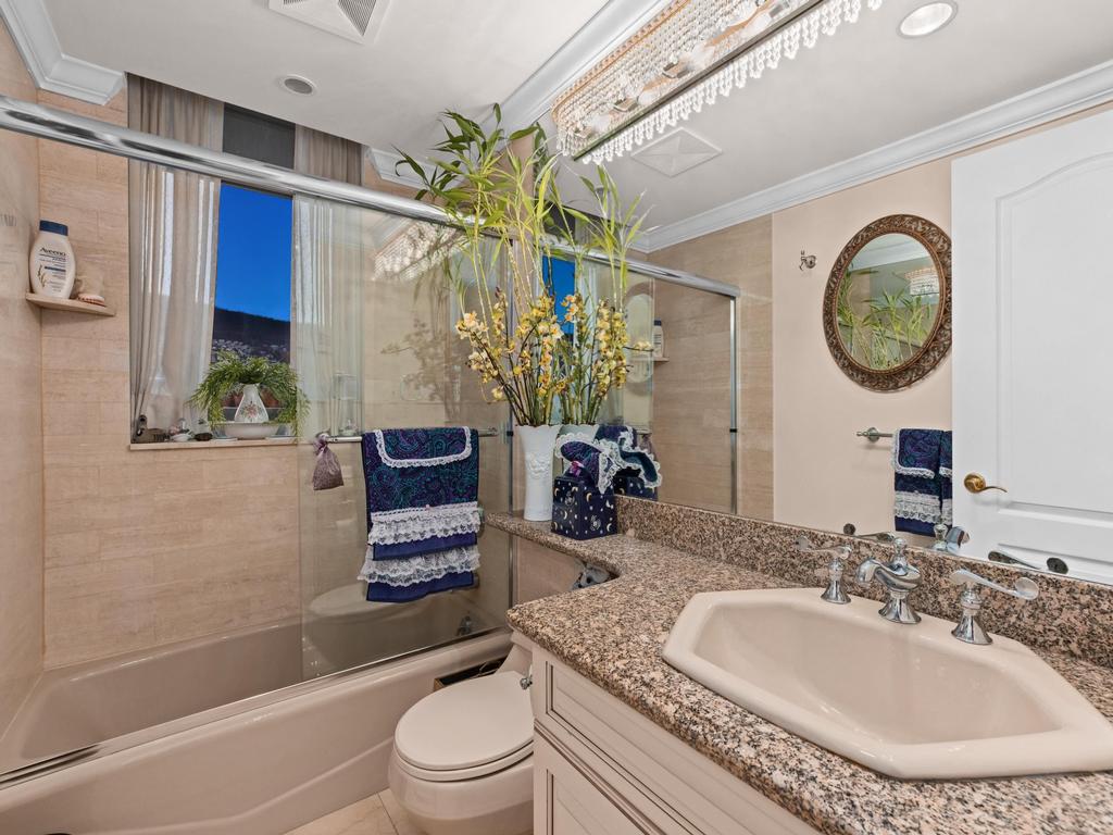 Listing Image for R3092522