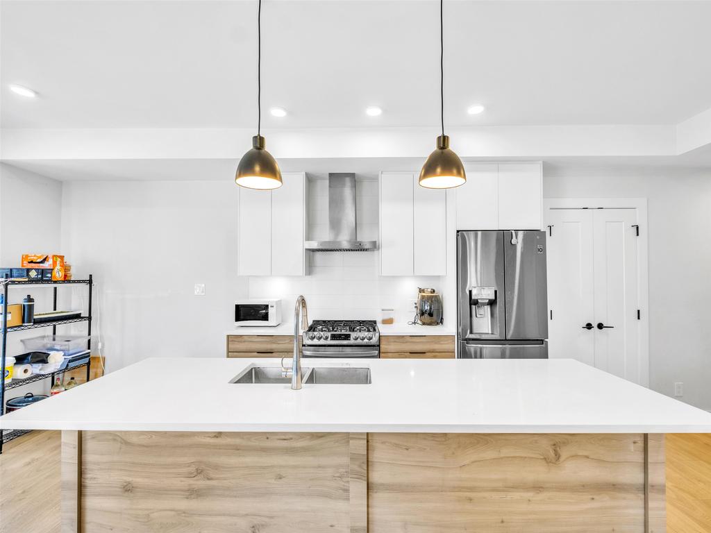 Listing Image for R3092528