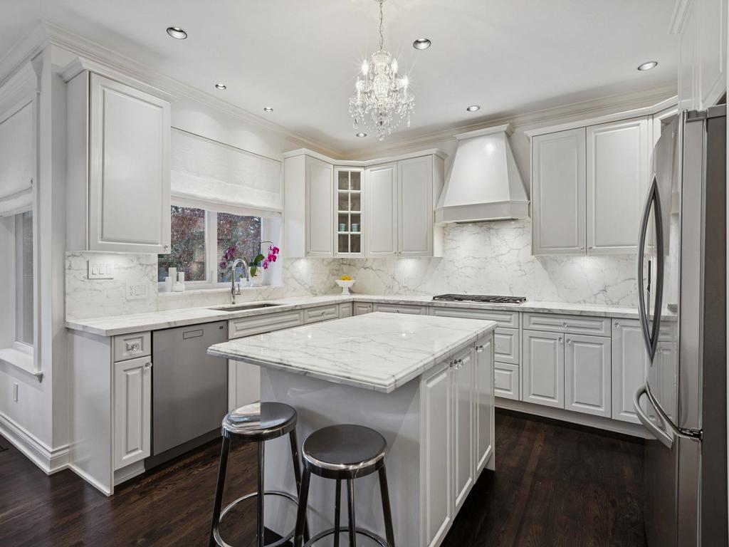 Listing Image for R3092533