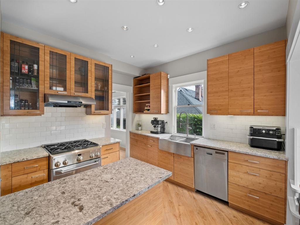 Listing Image for R3092542