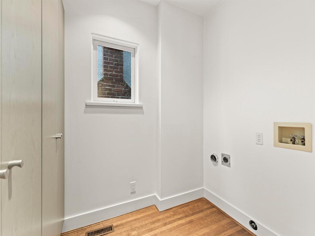 Listing Image for R3092688