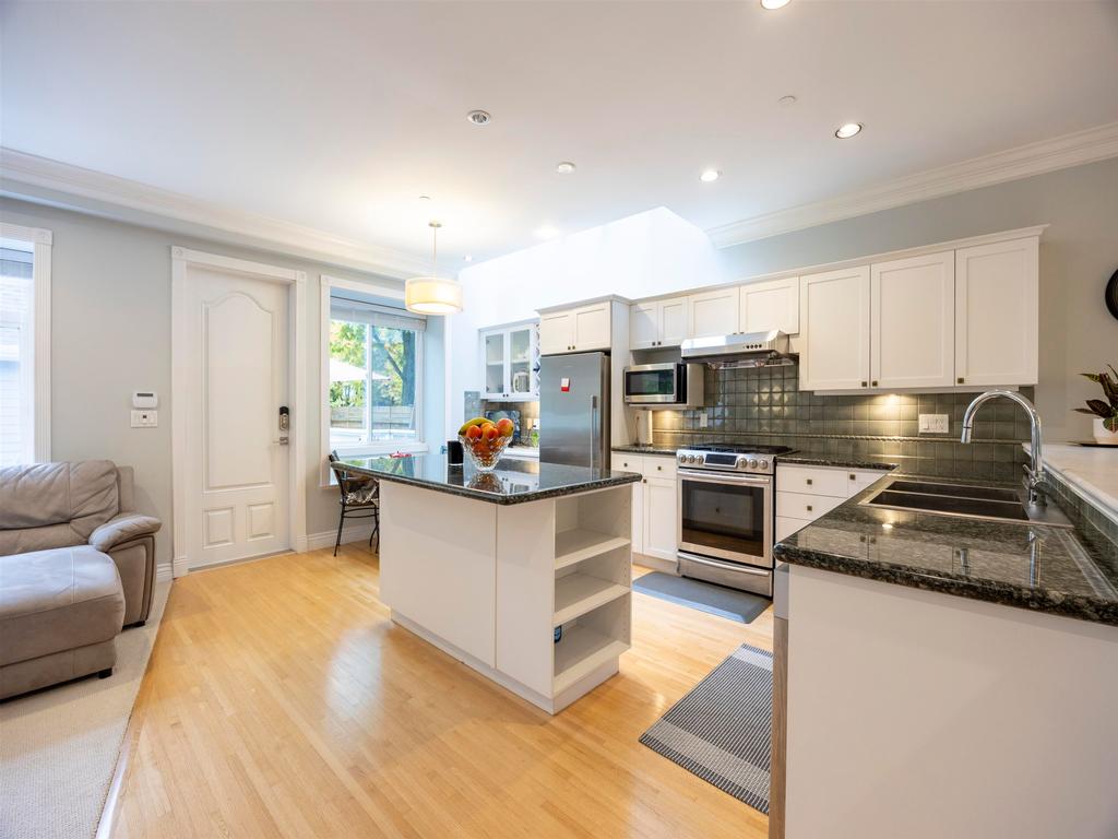 Listing Image for R3092804