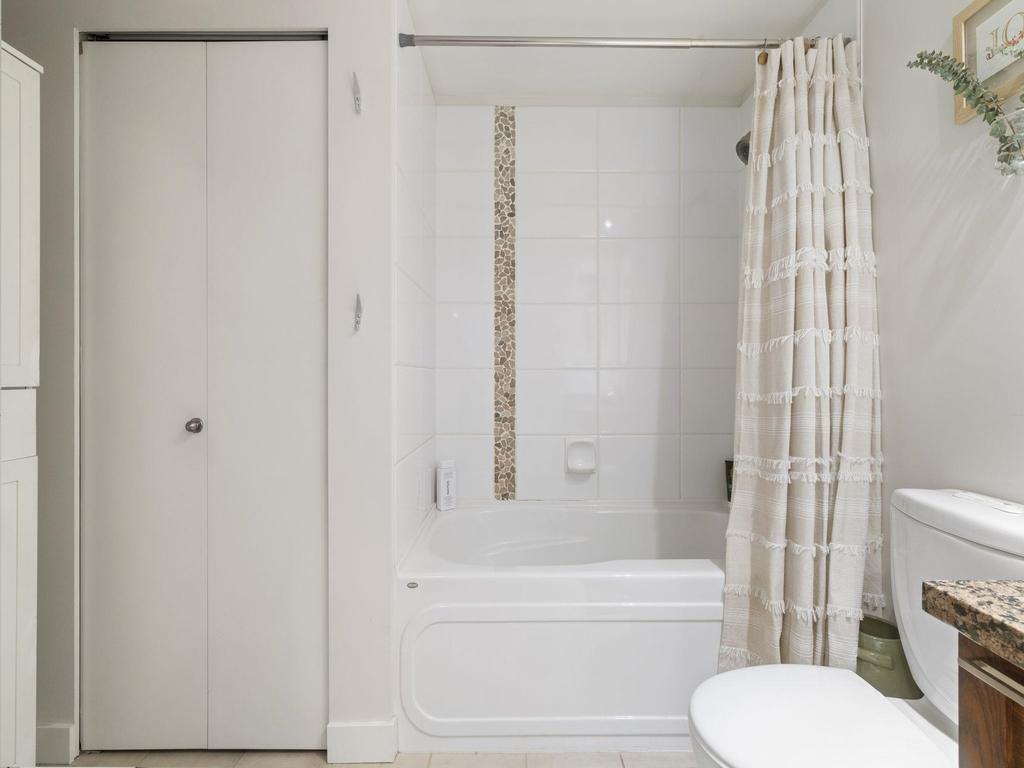 Listing Image for R3092896