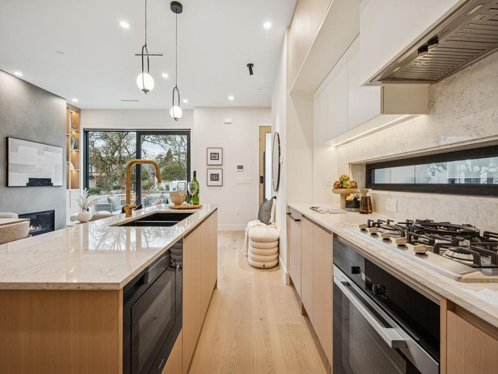 Listing Image for R3092942