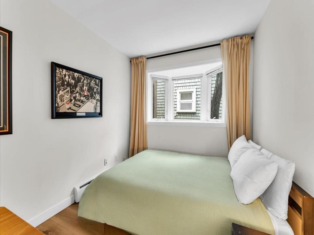 Listing Image for R3092963