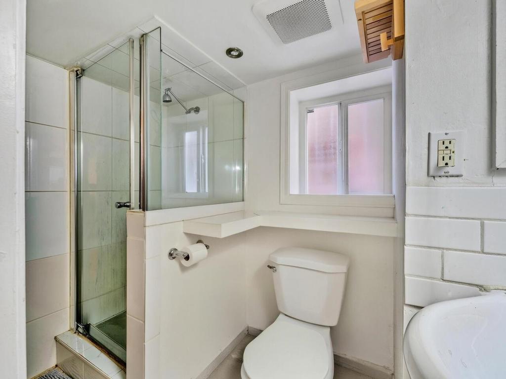 Listing Image for R3092992